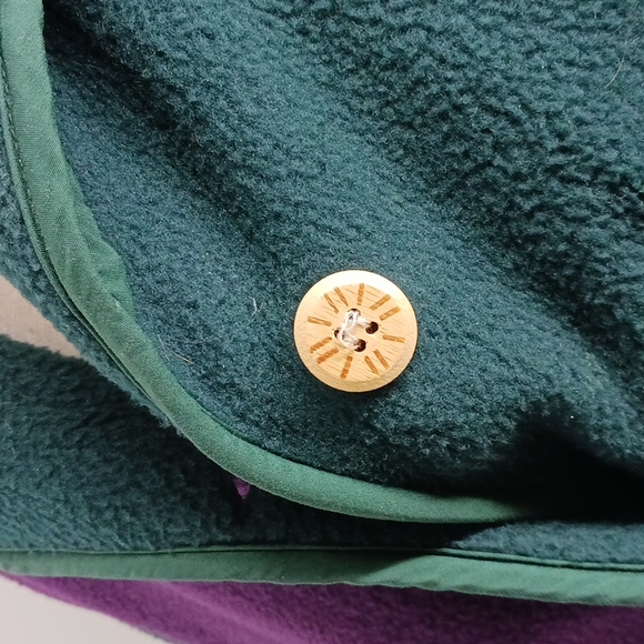 Northern Sun 2-color plush jacket with appliques-sz M - Picture 9 of 10